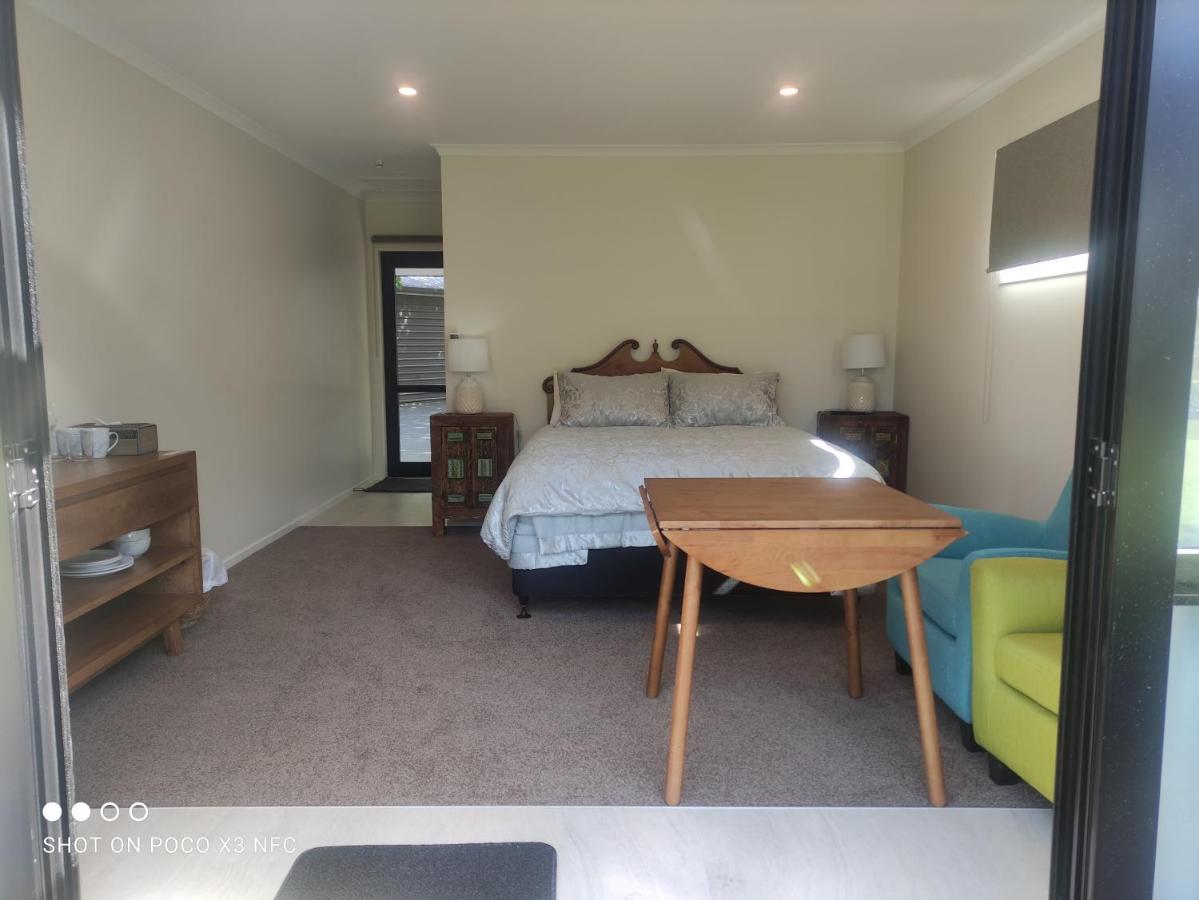 Cambridge Coach House Hotel ภายนอก รูปภาพ